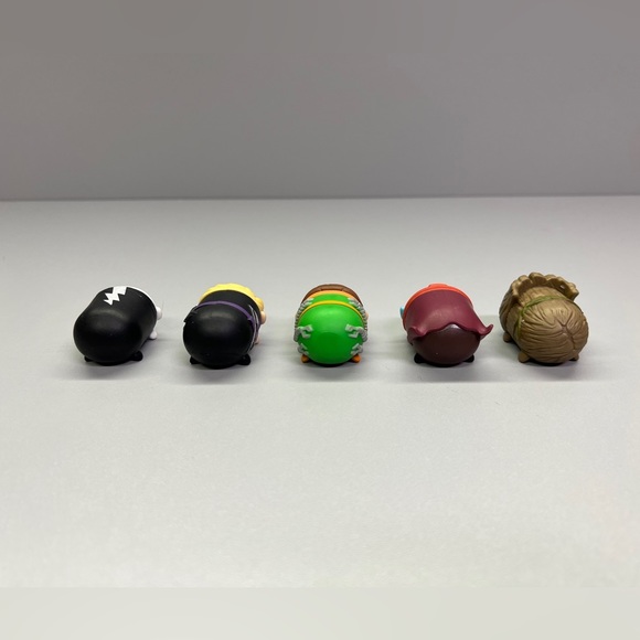 Tsum Tsum Vinyl PVC Figures Disney, Marvel, Toy Story, Mickey, Marvel - Picture 7 of 9